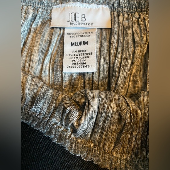 Y2K Joe B Sparkling Silver Pleated Midi Skirt size Medium - Picture 3 of 4